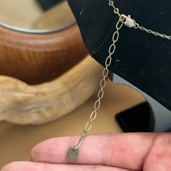 Ayala bar necklace and earring set - Picture 4 of 10